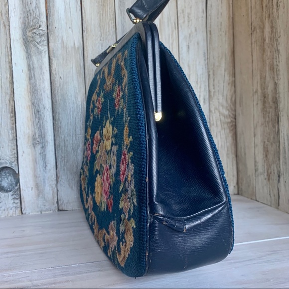Vintage Tapestry Carpet Bag - Picture 4 of 7